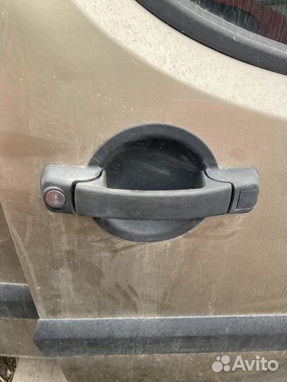 Внешняя рука правой двери Fiat doblo 223