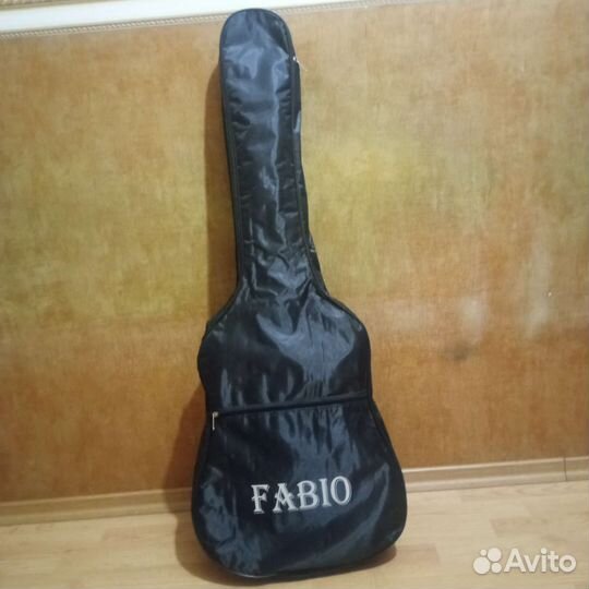 Классическая гитара шестиструнная