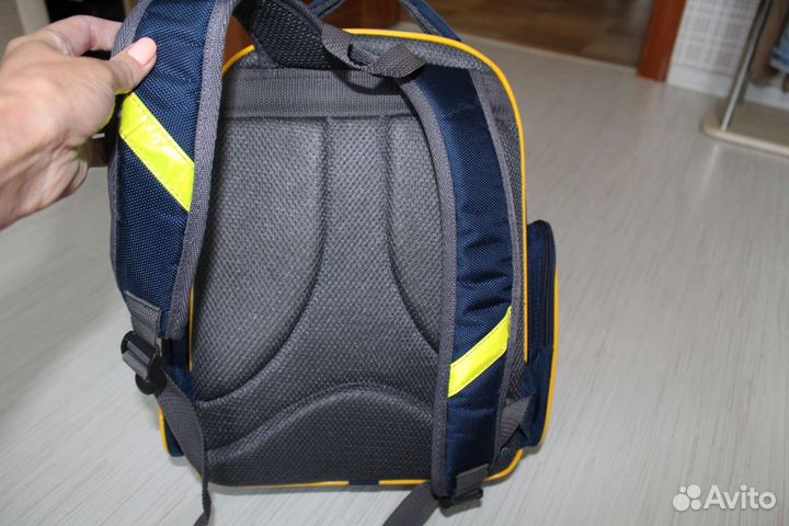 Школьный рюкзак
