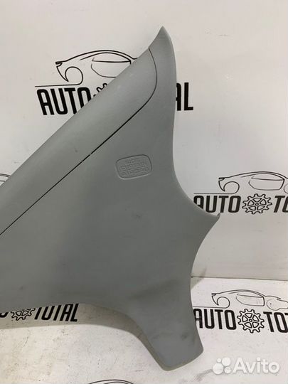 Обшивка стойки задняя левая Honda Civic 4D R18A2