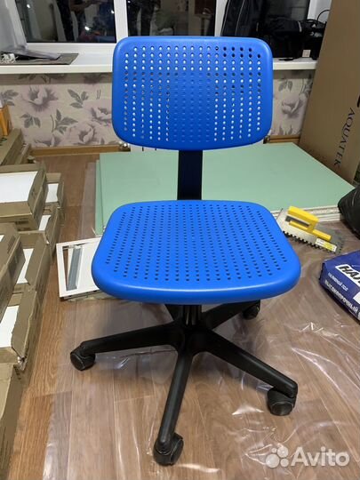 Компьютерный стул IKEA alrik