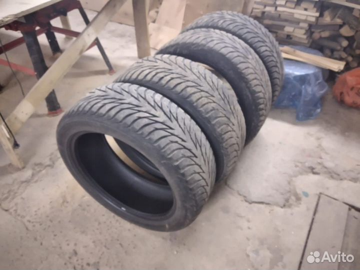 Yokohama Ice Guard IG65 235/50 R19