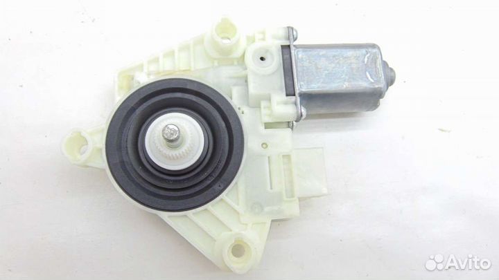 Моторчик стеклоочистителя переднего Mercedes GLC w