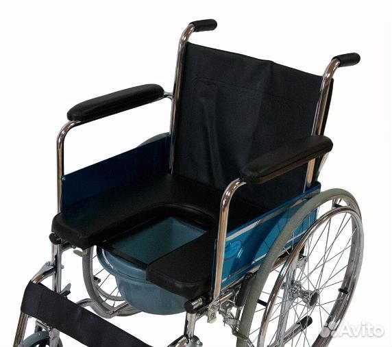 Коляска инвалидная с туалетом FS682