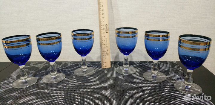 Стопки, рюмки, фужеры, стаканы