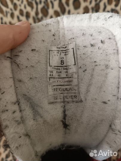 Коньки хоккейные