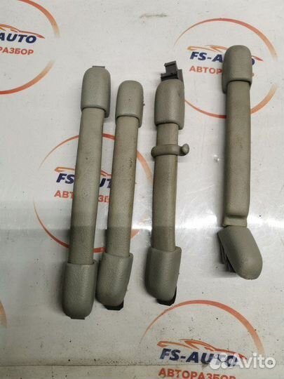 Ручка потолка Suzuki Grand Vitara 2 2.0 (J20A)