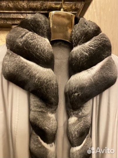 Пальто с меховой подкладкой