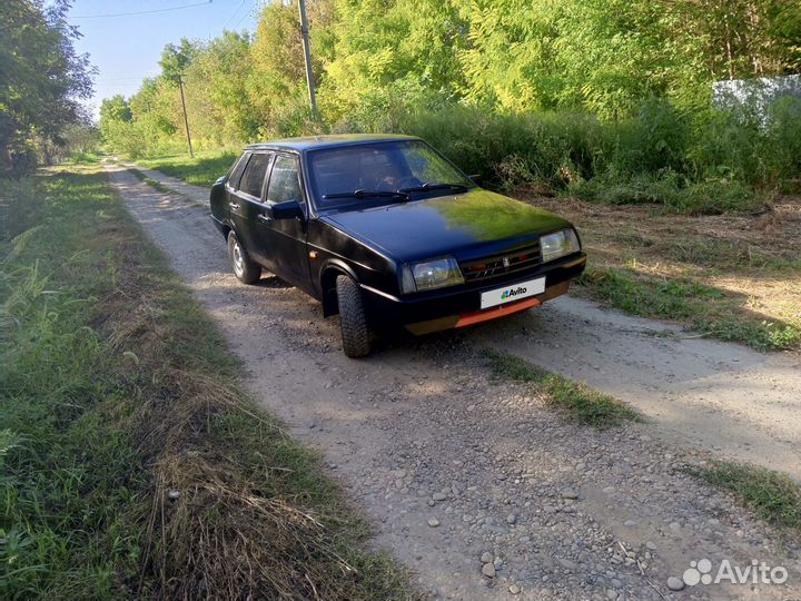 ВАЗ 21099 1.5 МТ, 1998, 280 000 км