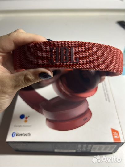 Беспроводные наушники jbl live