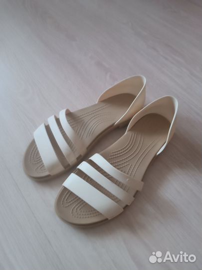 Босоножки Crocs 42 р-р