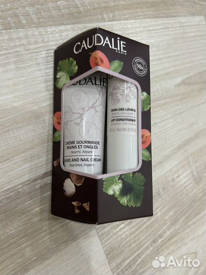 Набор loccitane, caudalie, блеск clarins