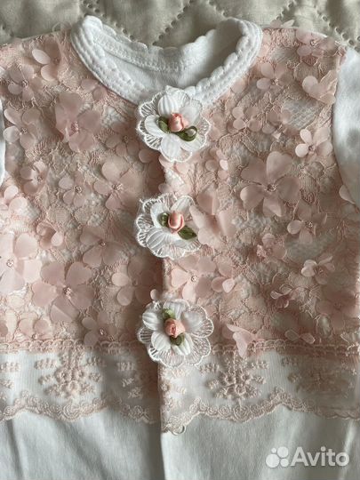 Комплект на выписку для девочки