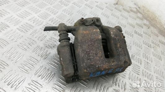 Суппорт тормозной передний правый mini clubman 1