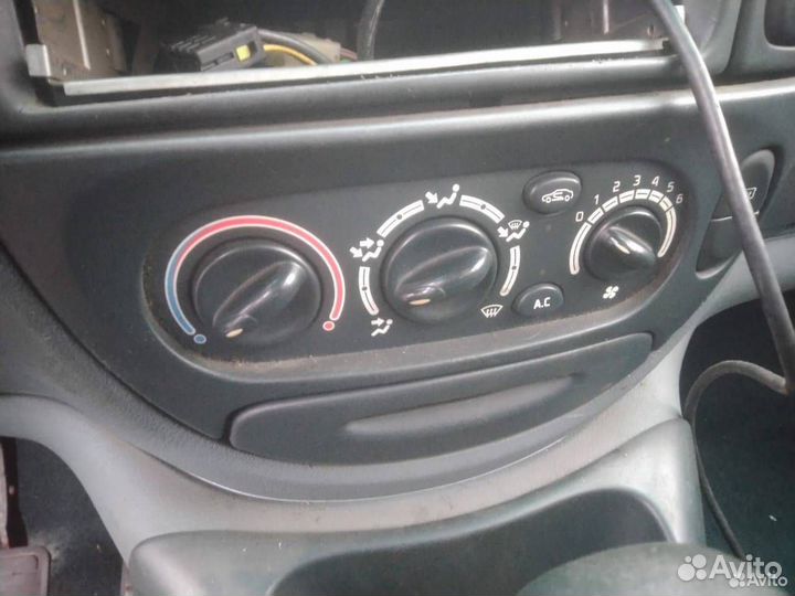 Блок управления печки/климат-контроля Renault