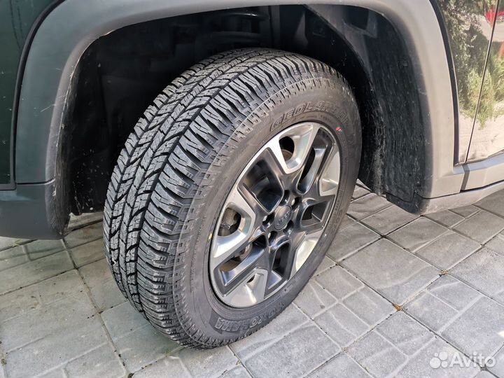 Yokohama Geolandar A/T G015 255/65 R17 114H