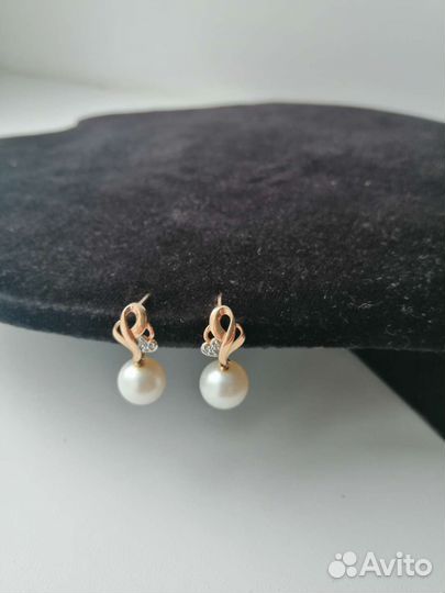 Золотые серьги