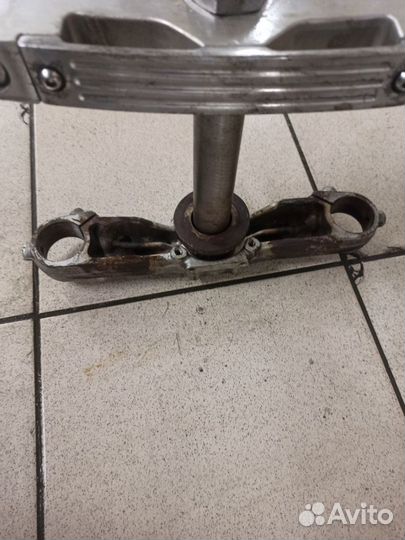 Траверсы вилки Kawasaki Vulcan VN 1500 FI Nomad