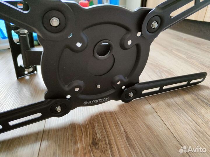 Кронштейн для тв 22