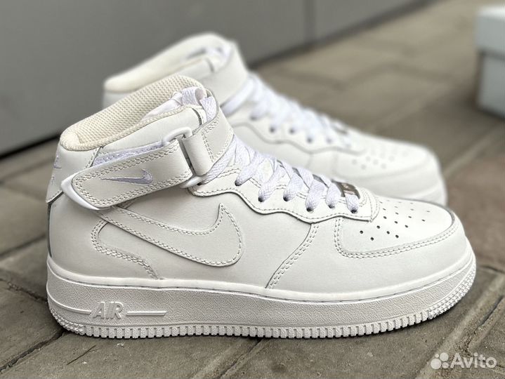 Кроссовки зимние Nike Air Force 1 (38)