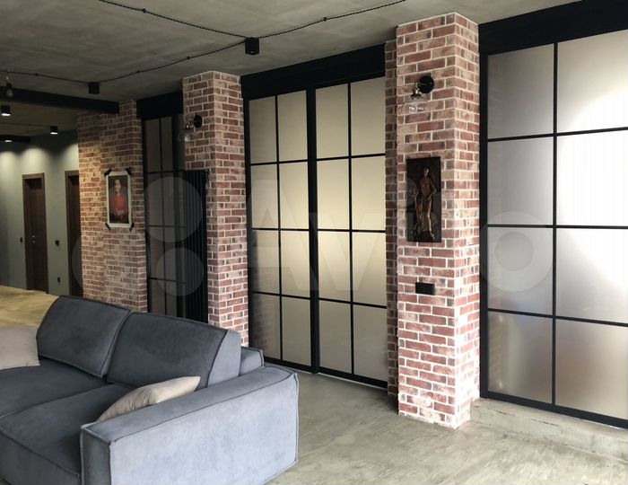 4-к. квартира, 140 м², 2/3 эт.