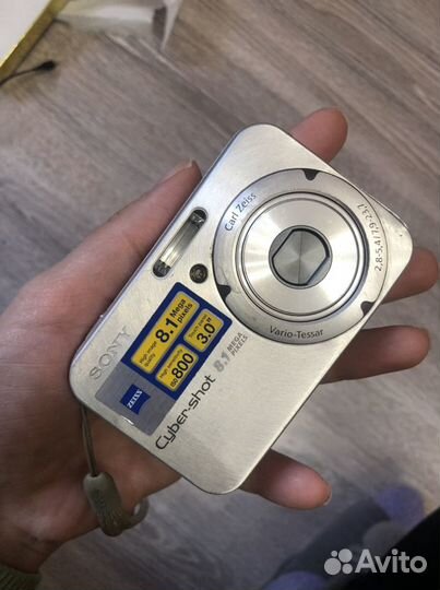 Цифровой фотоаппарат sony