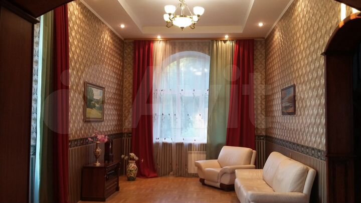 Коттедж 255 м² на участке 25 сот.