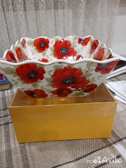 Салатник, конфетница. Стаканы для коктейлей