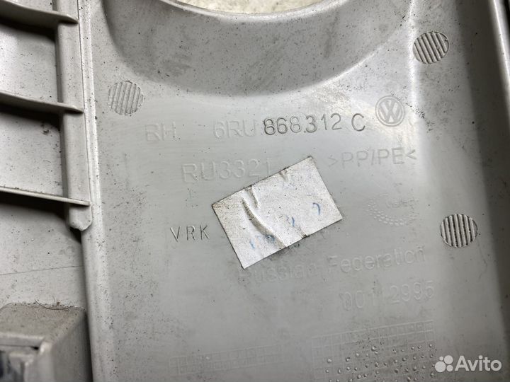 Обшивка средней стойки верхняя volkswagen polo
