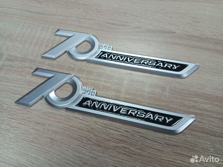 Эмблема 70-Anniversary, Реплика, 2шт