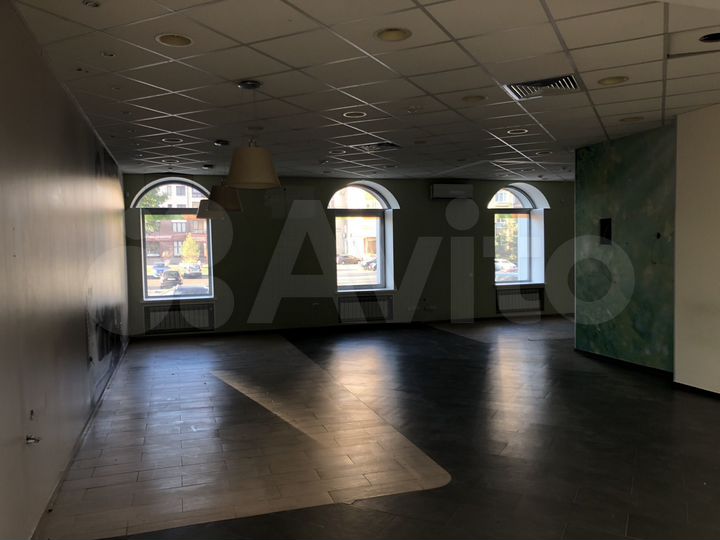 Кирова 34, магазин, 868 м²