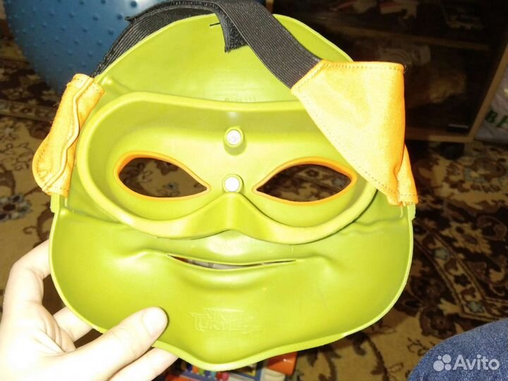 Герои в масках игрушки