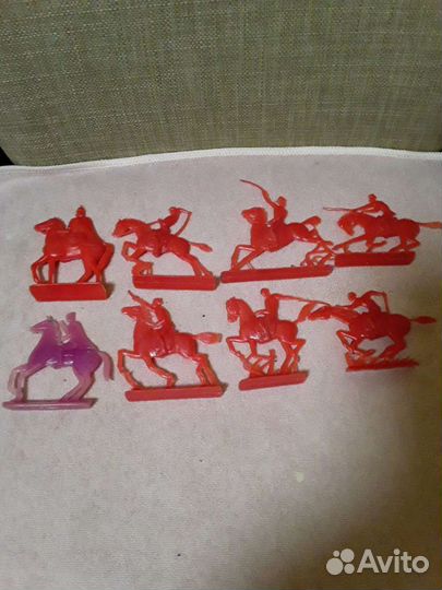 Игрушки солдатики резина, пластик СССР