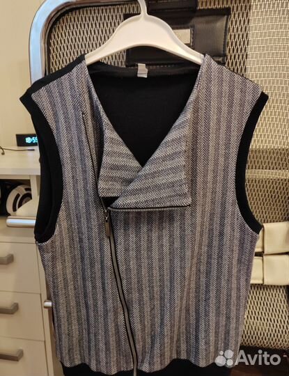 Жилет школьный на мальчика 152 размера