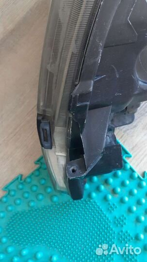 Фара Toyota Harrier