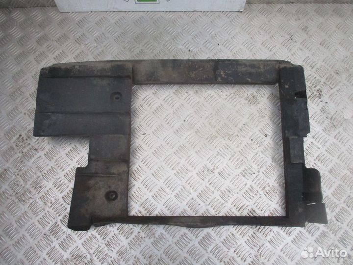 Рамка радиатора Renault Kangoo 1.4