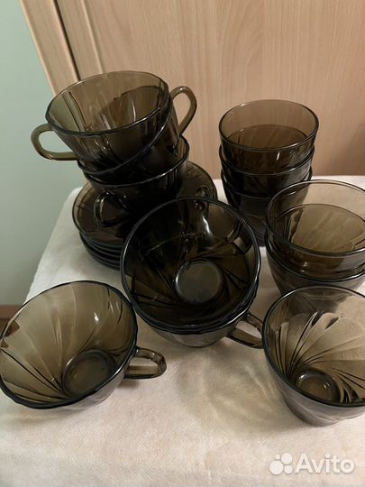 Чашка с блюдцем, стаканы