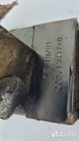 Цилиндр заглубления на Prinoth Leitwolf / LH 500