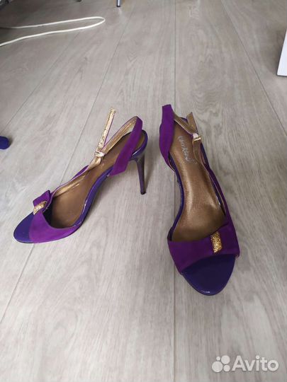 Босоножки женские