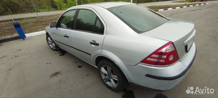 Ford Mondeo 1.8 МТ, 2003, 262 000 км