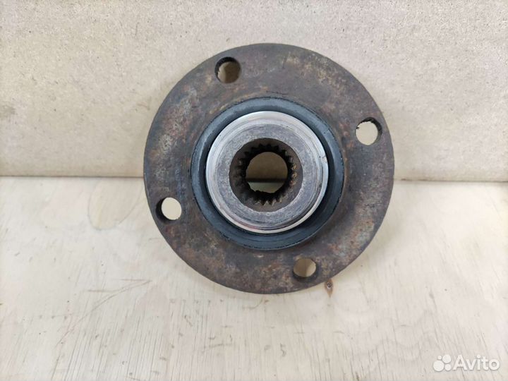 Ступица передняя Ауди 80