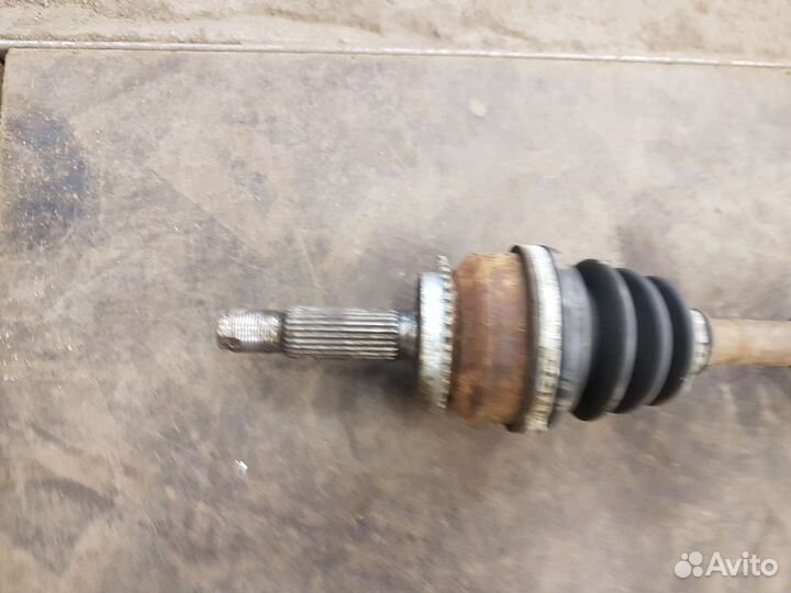 Привод левый Mitsubishi lancer 9