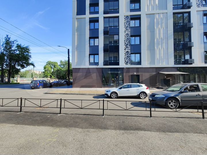 Торговое помещение в новом ЖК, 189.9 м²