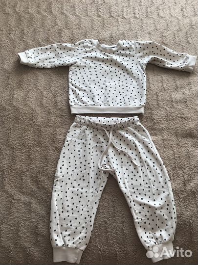 Продам костюм для девочки