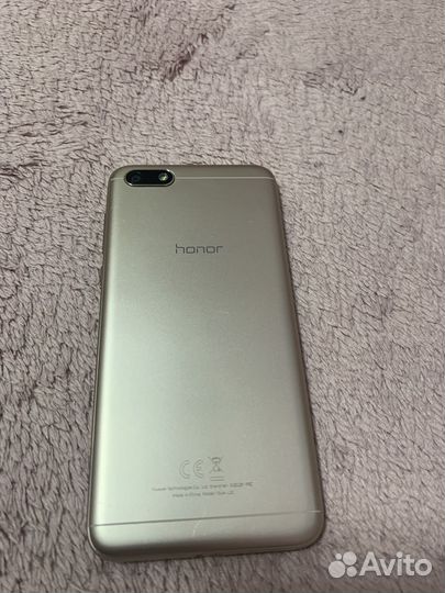 Телефон honor 7а
