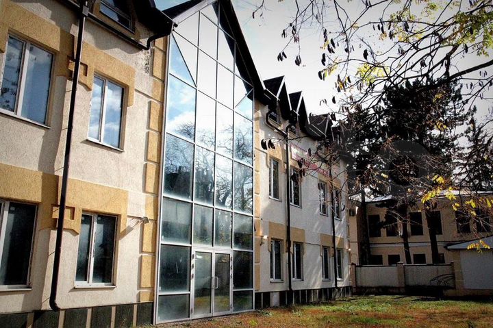 Гостиница, 1596 м²