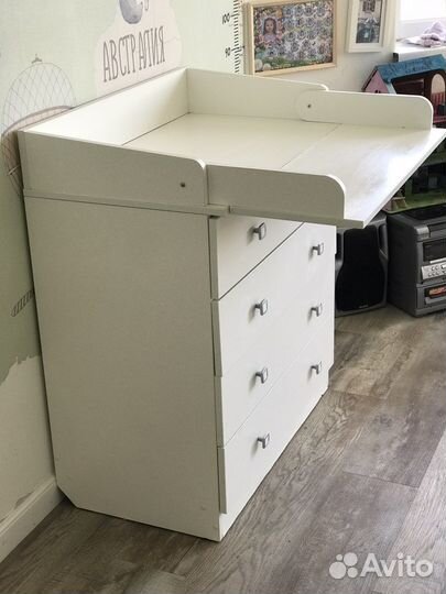 Пеленальный комод белый