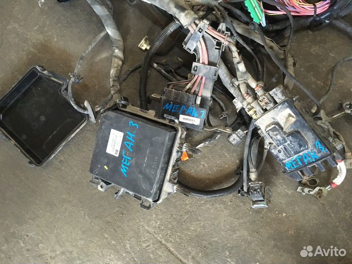 Электропроводка салонная + блок предохранителей