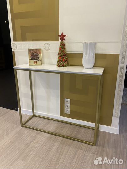 Консольный столик
