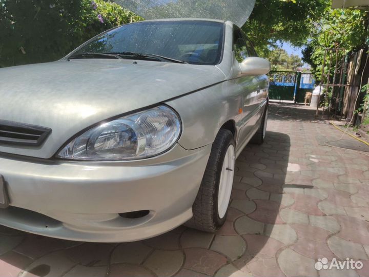 Kia Rio, 2002